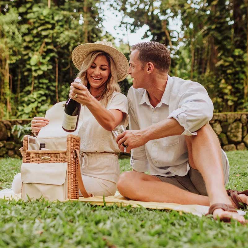 How to Pack a Romantic Picnic for Two - The Savory Pantry