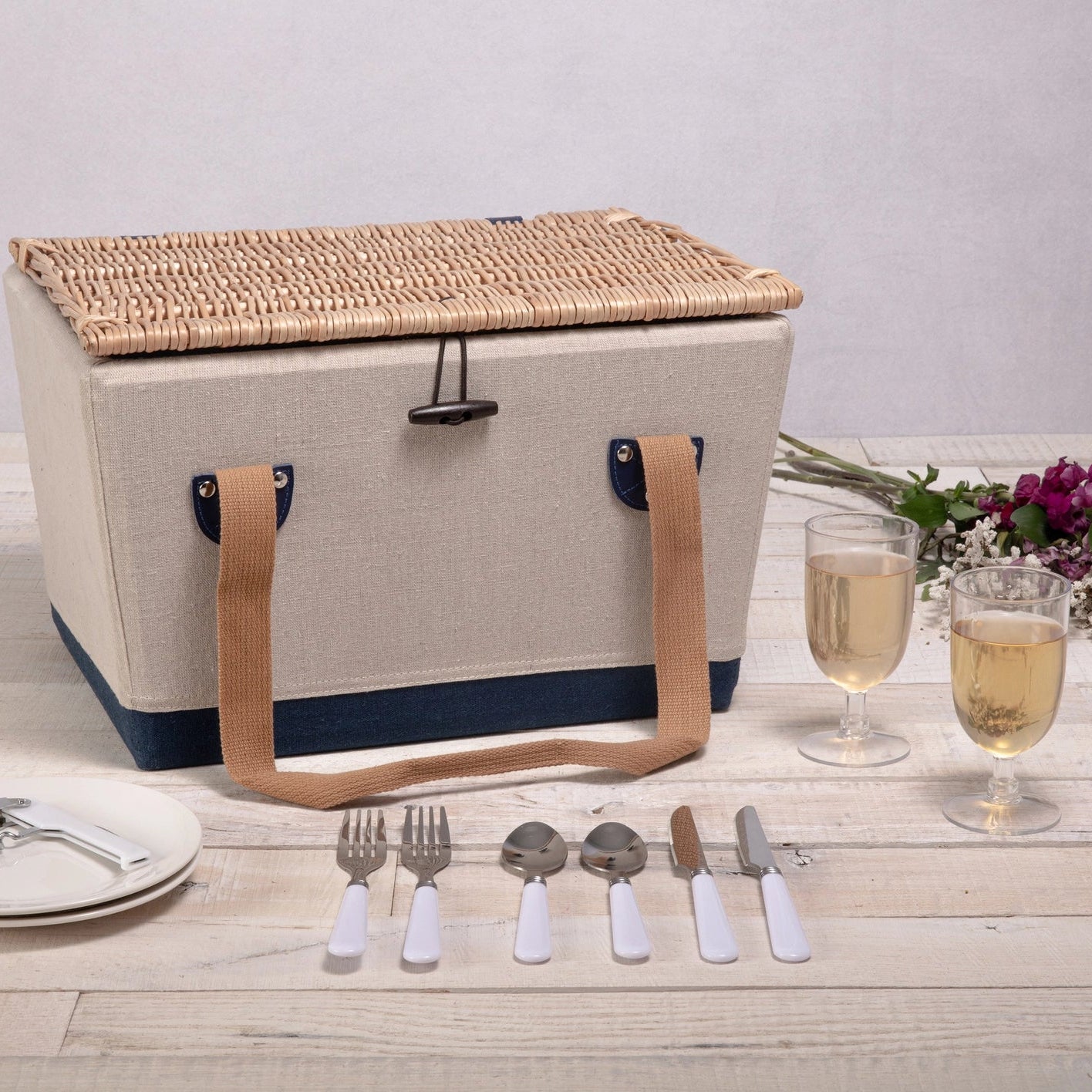 Boardwalk Picnic Basket